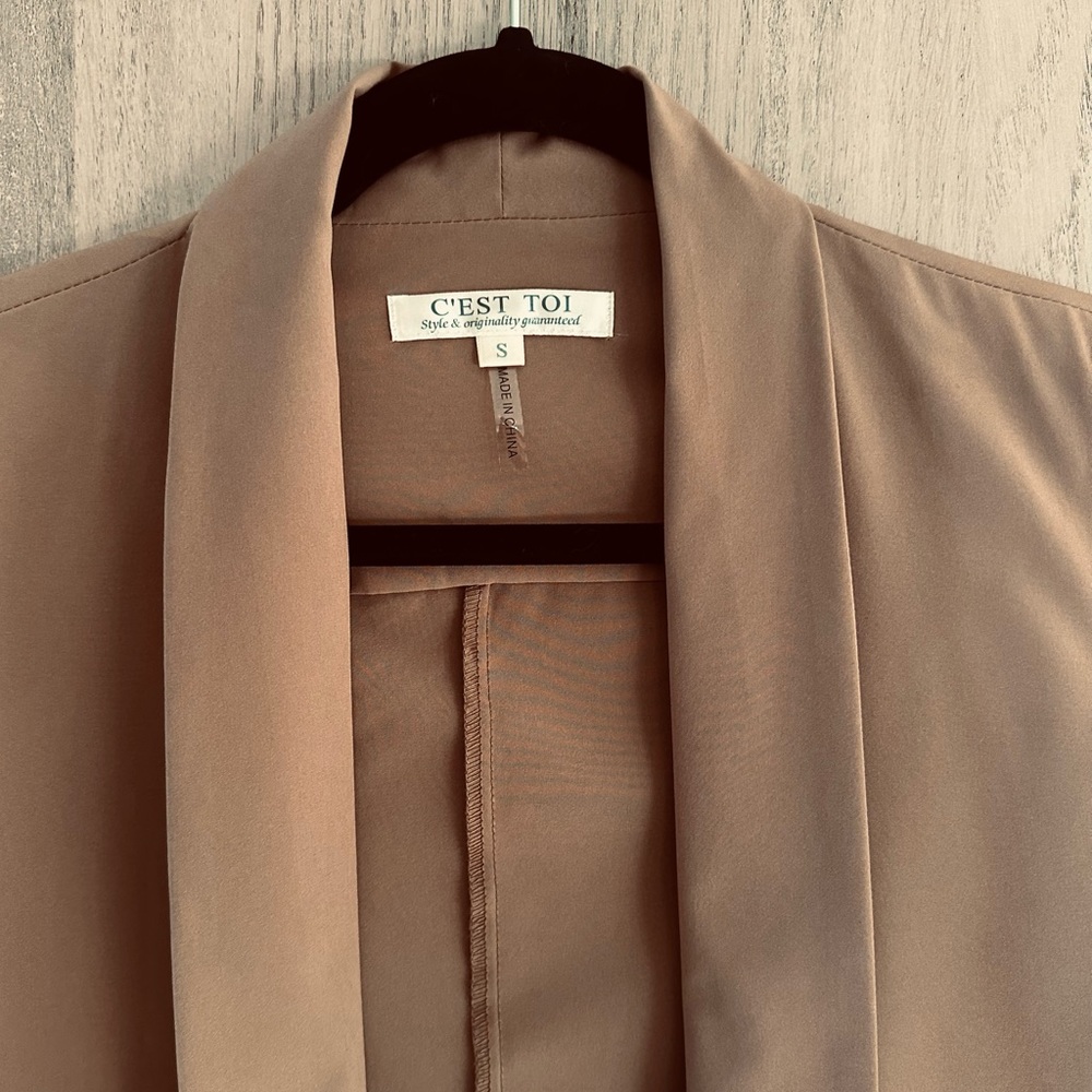 Women’s Blazer - Picture 5 of 5